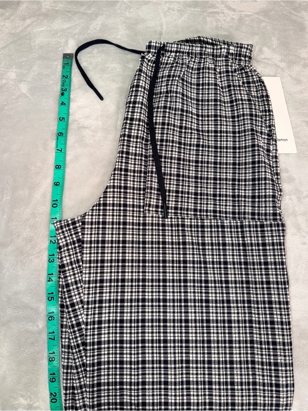 Lululemon Seersucker Check Mid-Rise Pull-on Pant - Picture 13 of 15